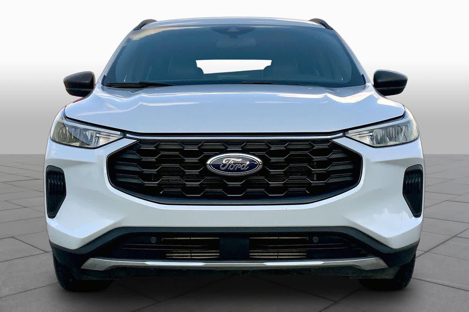 Used 2025 Ford Escape ST-Line FWD image 4