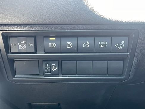 Used 2024 Toyota Tundra Limited image 14