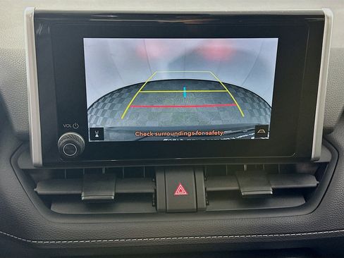 Used 2025 Toyota RAV4 XLE image 23