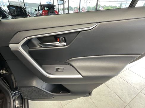 Used 2023 Toyota RAV4 XLE Premium AWD/4WD image 16