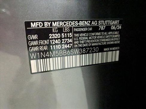 Certified 2025 Mercedes-Benz GLB 35 AMG AMG GLB 35 image 24