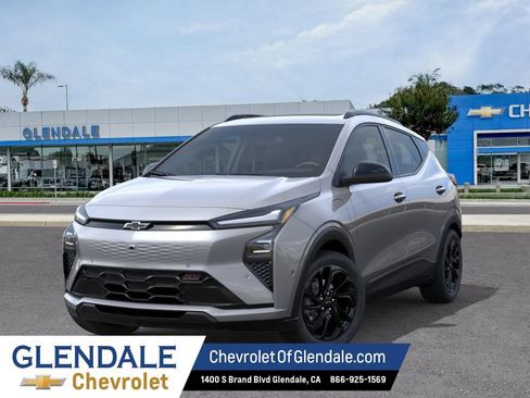 New 2027 Chevrolet Bolt RS w/ Super Cruise Package FWD image 6