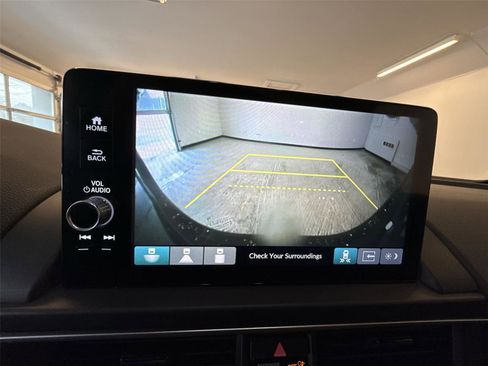 Used 2023 Honda Pilot Touring image 23