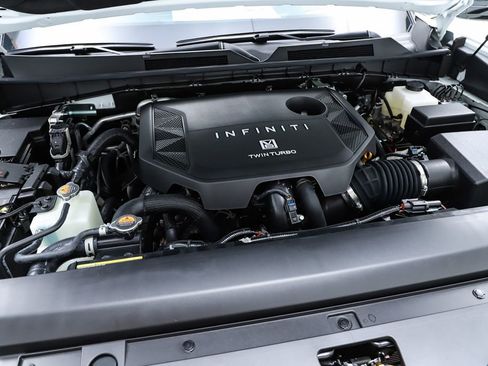 New 2026 INFINITI QX80 4WD image 29