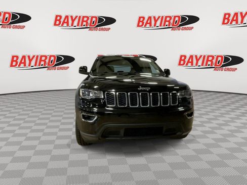 Used 2022 Jeep Grand Cherokee Laredo E image 4