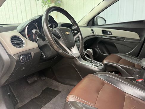 Used 2013 Chevrolet Cruze LT FWD image 11