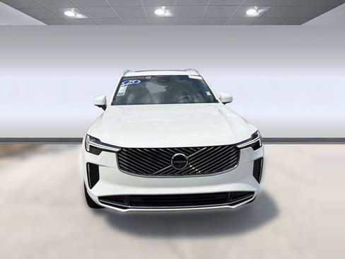 Certified 2025 Volvo XC90 B6 Plus AWD/4WD image 6