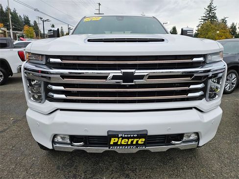 Used 2020 Chevrolet Silverado 2500 High Country image 7