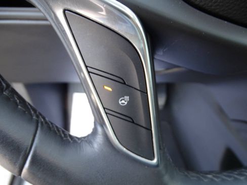 Used 2017 Cadillac XT5 AWD Luxury image 24