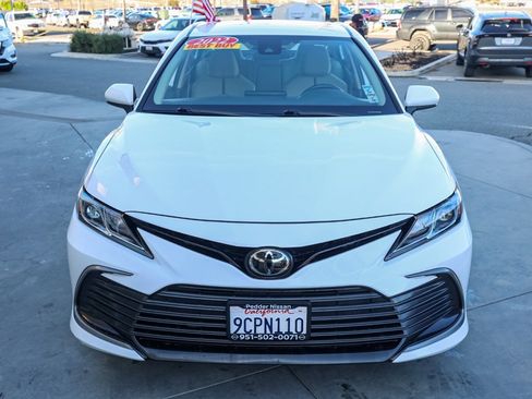 Used 2022 Toyota Camry LE image 9