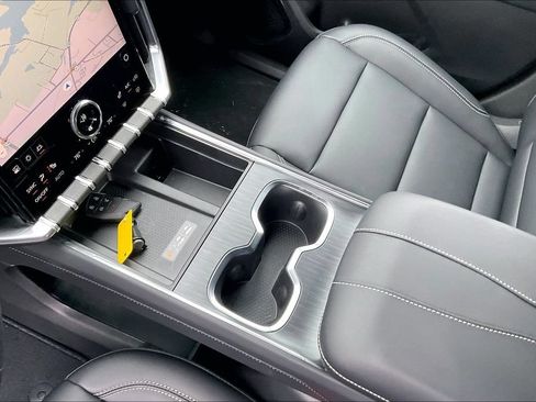 New 2026 GMC Acadia Elevation w/ Black Edition FWD image 23