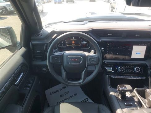 New 2025 GMC Sierra 1500 AT4 w/ Technology Package image 15