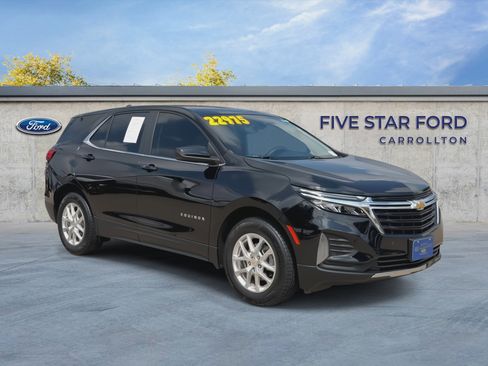 Used 2024 Chevrolet Equinox LT FWD image 2