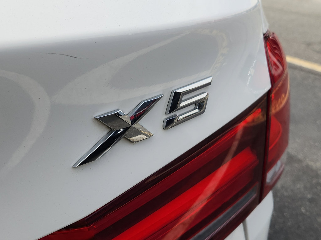 Used 2015 BMW X5 xDrive35i AWD/4WD image 4