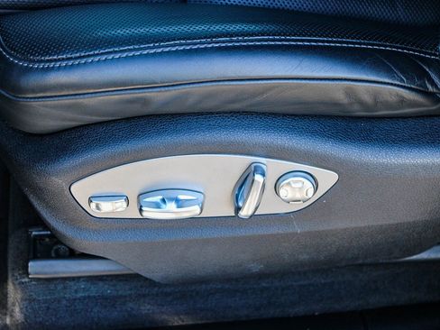 Used 2020 Porsche Macan S image 22