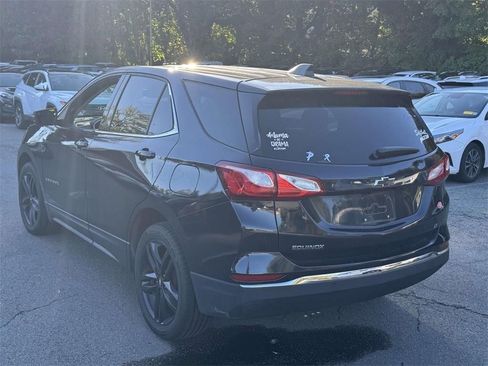 Used 2020 Chevrolet Equinox LT w/ Sport Edition image 4