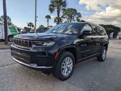 New 2025 Jeep Grand Cherokee L Laredo w/ Luxury Tech Group I RWD image 6