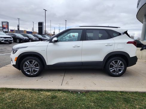 Certified 2023 Kia Seltos S image 8