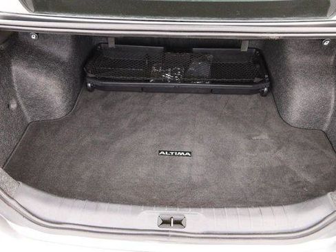 Used 2024 Nissan Altima 2.5 SR w/ SR Premium Package image 7