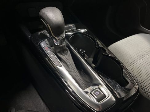 Used 2024 Chevrolet Trax LT image 15