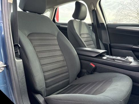 Used 2019 Ford Fusion SE image 24