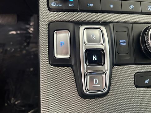 Used 2025 Hyundai Palisade SEL FWD image 9