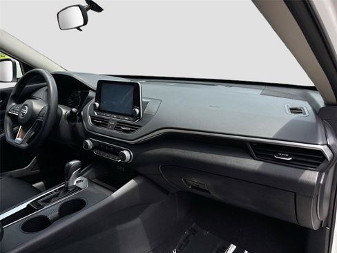 Used 2020 Nissan Altima 2.5 S FWD image 27