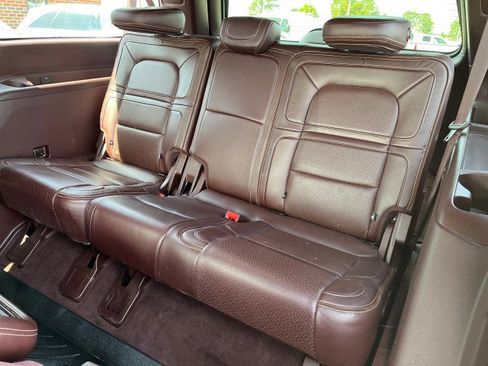 Used 2019 Lincoln Navigator L Black Label image 16