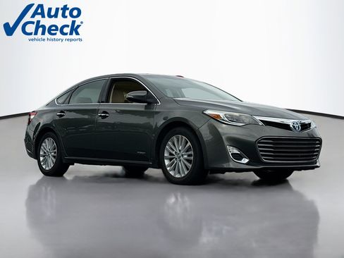Used 2013 Toyota Avalon XLE Premium FWD image 1