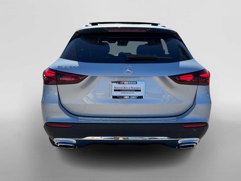 New 2026 Mercedes-Benz GLA 250 image 4