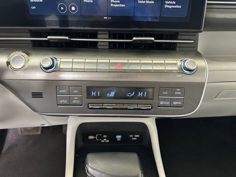 Certified 2024 Hyundai Kona SEL image 23