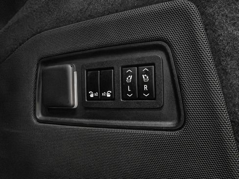 Used 2022 Cadillac Escalade Sport w/ Touring Package image 44