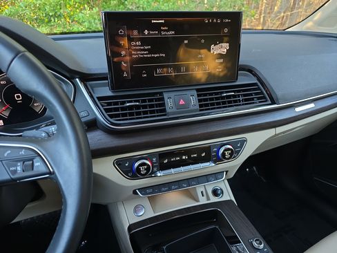 Used 2024 Audi Q5 2.0T Prestige image 20