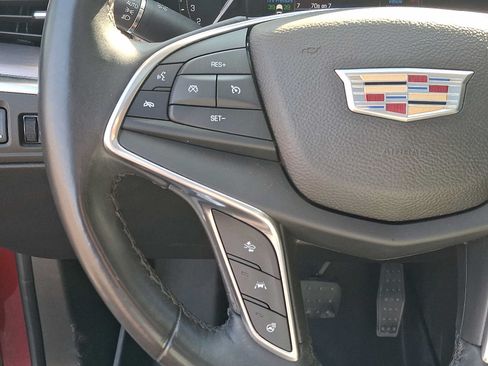 Used 2017 Cadillac XT5 Luxury w/ Driver Awareness Package AWD/4WD image 23