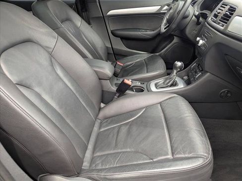 Used 2018 Audi Q3 2.0T Premium w/ Convenience Package FWD image 21