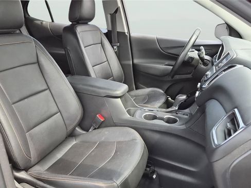Used 2021 Chevrolet Equinox LT image 14