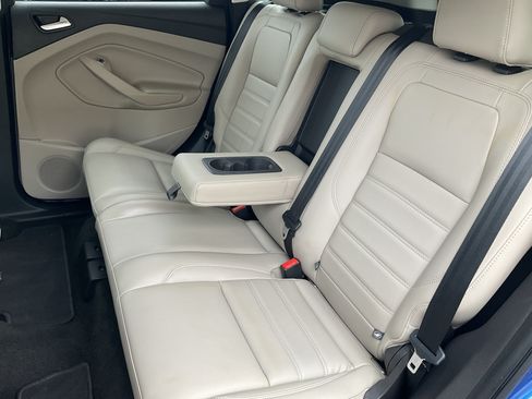Used 2019 Ford Escape SEL AWD/4WD image 34