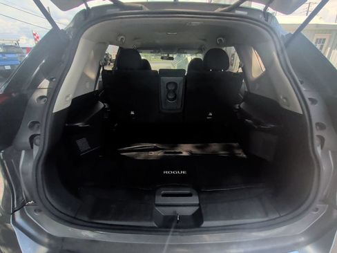 Used 2018 Nissan Rogue S FWD image 22