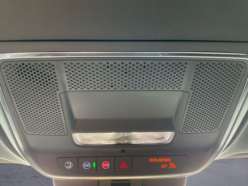 New 2026 GMC Acadia Denali w/ Super Cruise Package image 11