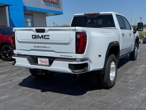 New 2026 GMC Sierra 3500 Denali Ultimate image 21