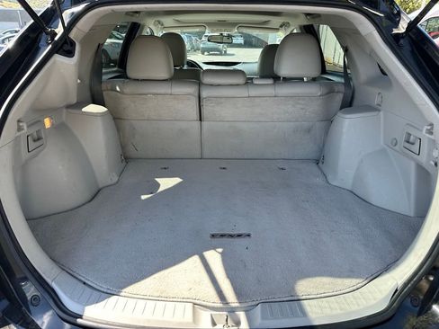 Used 2011 Toyota Venza w/ Premium Pkg #2 image 4