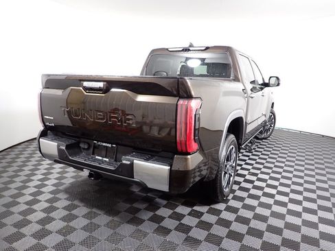 Used 2025 Toyota Tundra Limited AWD/4WD image 20