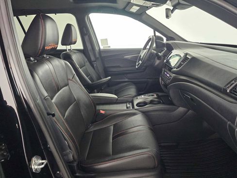 Used 2022 Honda Pilot TrailSport image 10
