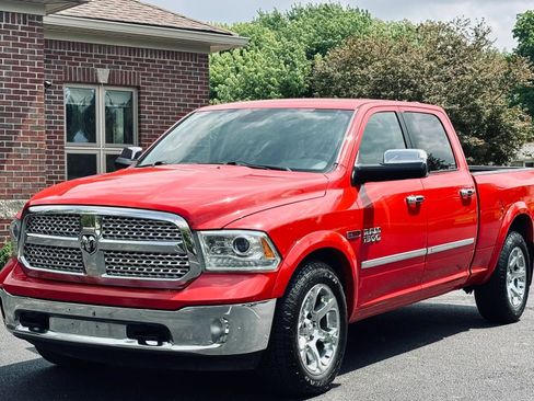 Used 2014 RAM 1500 Laramie w/ Trailer Tow Group AWD/4WD image 9