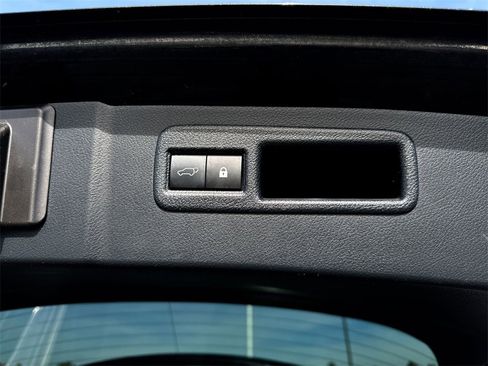 Used 2018 Lexus NX 300 FWD image 25