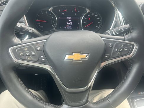 Used 2023 Chevrolet Equinox Premier FWD image 21