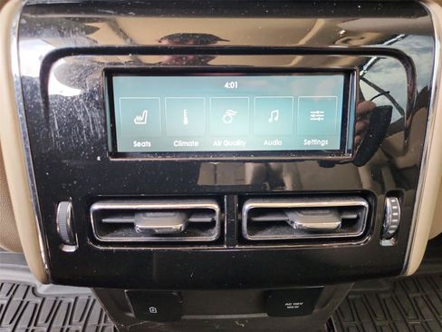 Used 2021 Lincoln Aviator Grand Touring w/ Equipment Group 301A AWD/4WD image 22