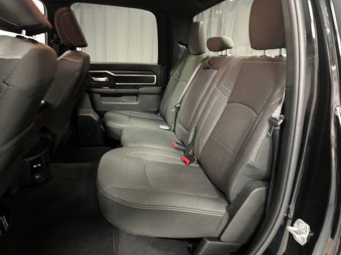 Used 2024 RAM 2500 Big Horn w/ Sport Appearance Package image 22