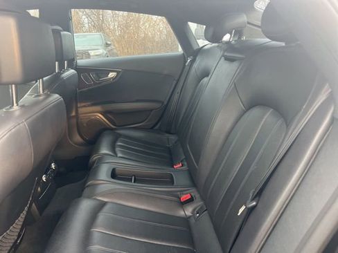 Used 2012 Audi A7 3.0T Prestige w/ Prestige Pkg image 4