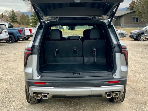 New 2026 Chevrolet Traverse LT w/ LPO, Floor Liner Package image 16